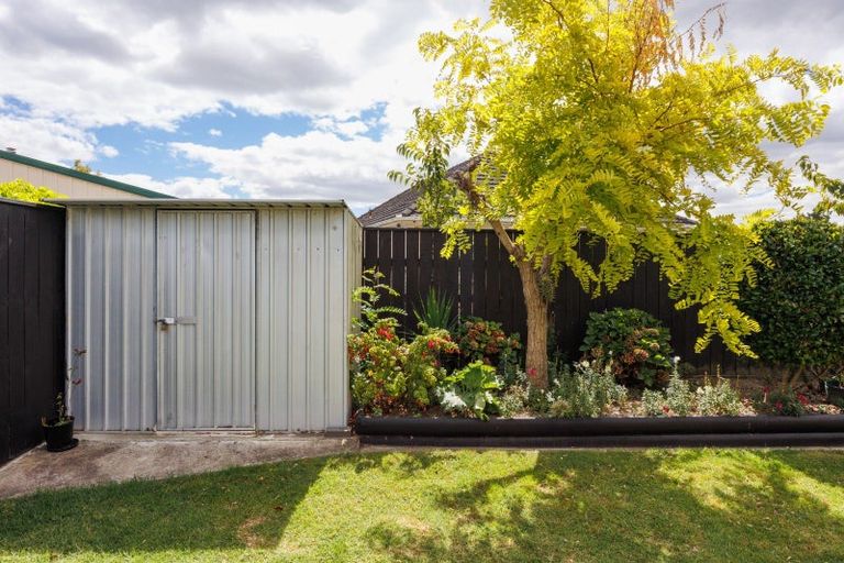 Photo of property in 49 Peter Hall Drive, Kelvin Grove, Palmerston North, 4414