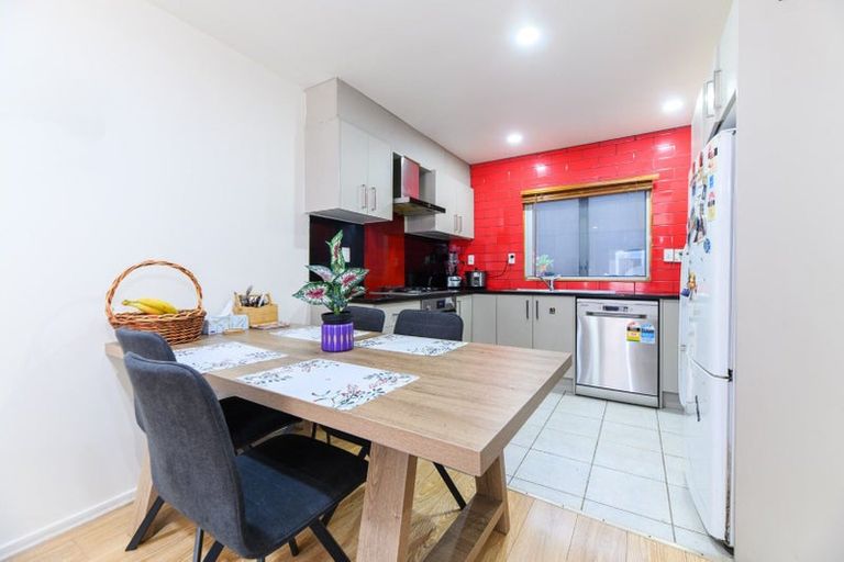 Photo of property in 38 Arawa Street, New Lynn, Auckland, 0600
