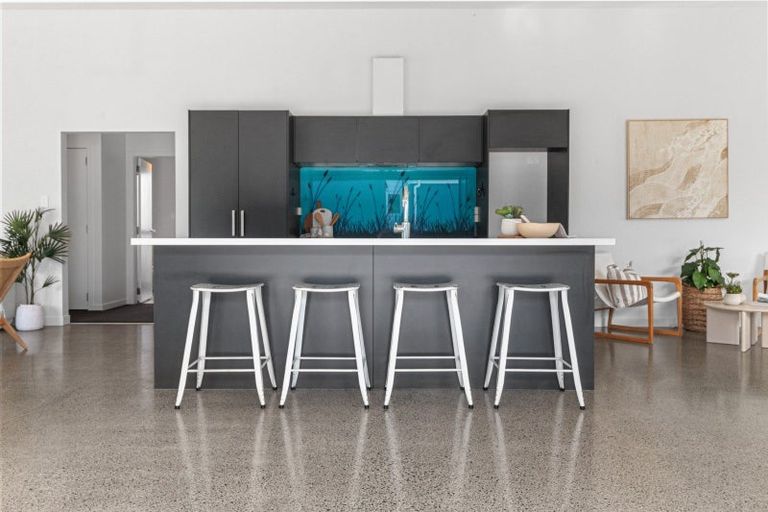 Photo of property in 26 Reel Road, Athenree, Waihi Beach, 3611