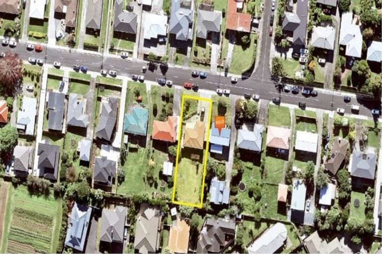 Photo of property in 45 Woodford Avenue, Henderson, Auckland, 0610