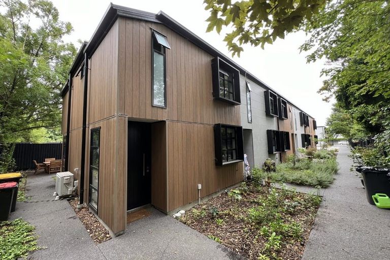 Photo of property in 8/91 Springfield Road, St Albans, Christchurch, 8014