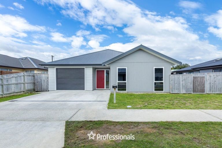 Photo of property in 3 Poulson Grove, Trentham, Upper Hutt, 5018