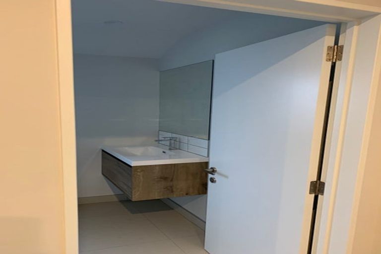 Photo of property in 15a Cardiff Avenue, Somerfield, Christchurch, 8024