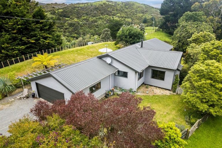 Photo of property in 1142 Moonshine Road, Judgeford, Porirua, 5381