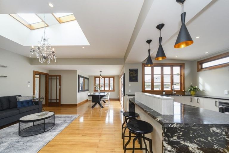 Photo of property in 73 Rangitane Street, Palmerston North, 4414