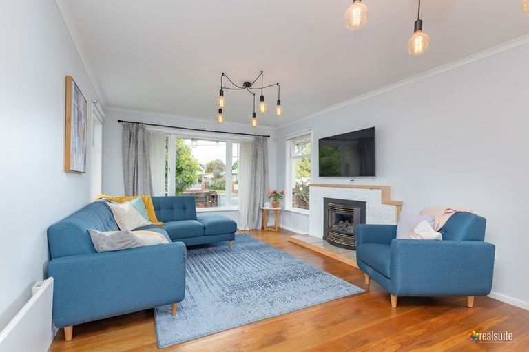Photo of property in 14 Charles Street, Clouston Park, Upper Hutt, 5018