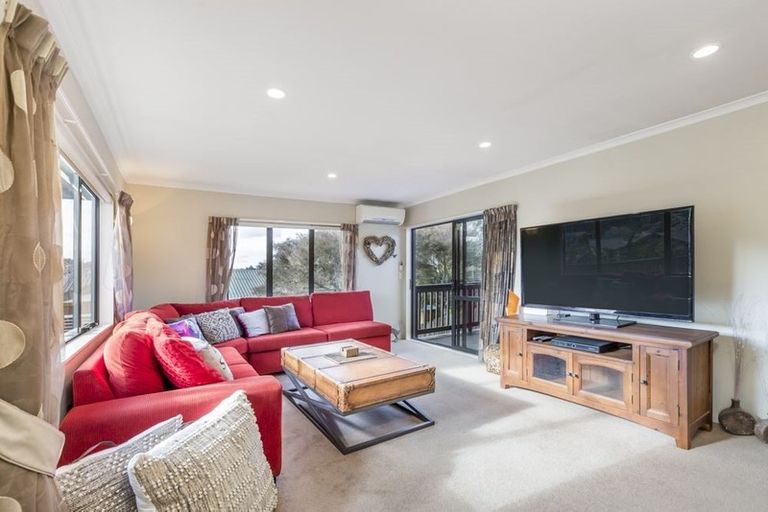 Photo of property in 12 Governor Grey Road, Snells Beach, 0920