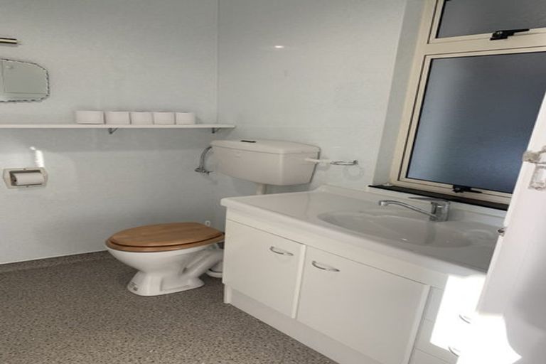 Photo of property in 17 Dornoch Street, Kew, Dunedin, 9012