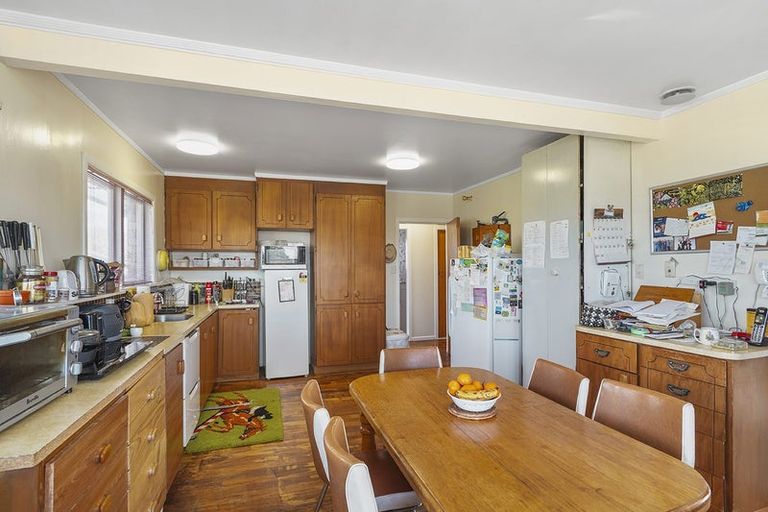 Photo of property in 24 Springfield Crescent, Enderley, Hamilton, 3214