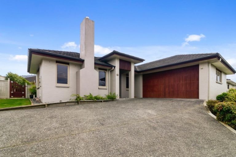 Photo of property in 3 Bullmore Place, Pukehangi, Rotorua, 3015