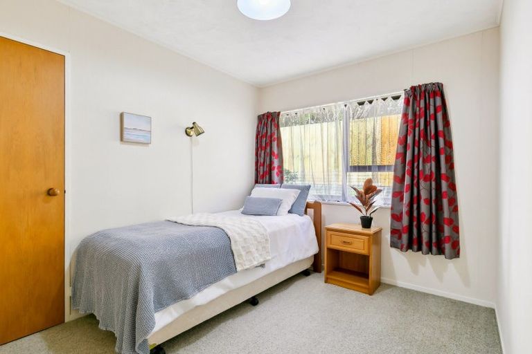 Photo of property in 11a Roy Street, Tawa, Wellington, 5028