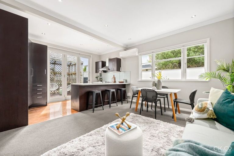 Photo of property in 27a Bauchop Road, Waterloo, Lower Hutt, 5011