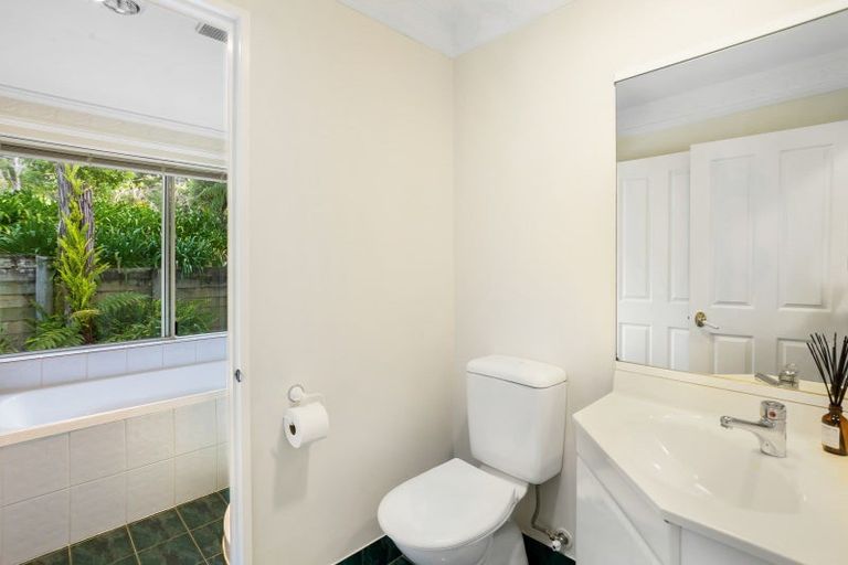 Photo of property in 26 Clifford Road, Pukekohe, 2678