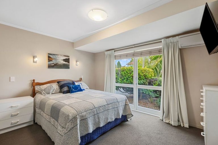 Photo of property in 1 Kiriwai Place, Matua, Tauranga, 3110