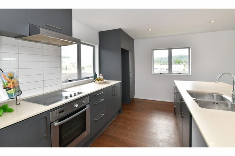 Photo of property in 305/252 Centreway Road, Orewa, 0931