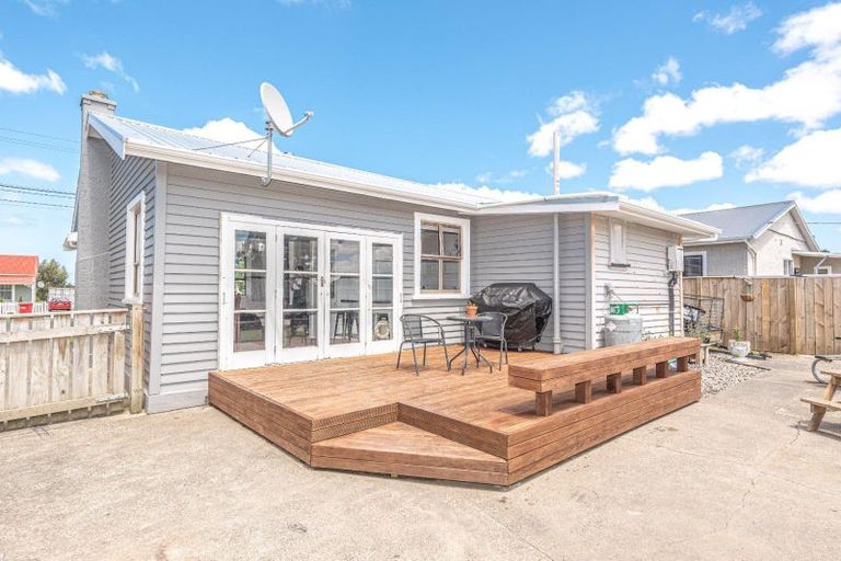 Photo of property in 65 Maxwell Avenue, Durie Hill, Whanganui, 4500