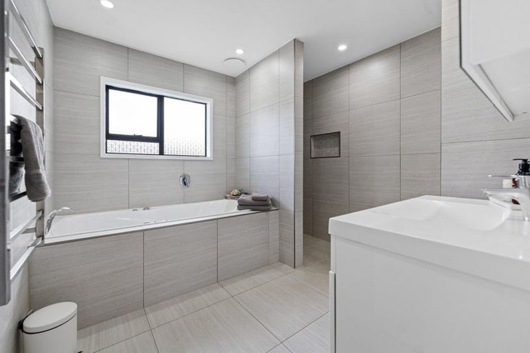 Photo of property in 175 Cameron Road, Te Puke, 3119