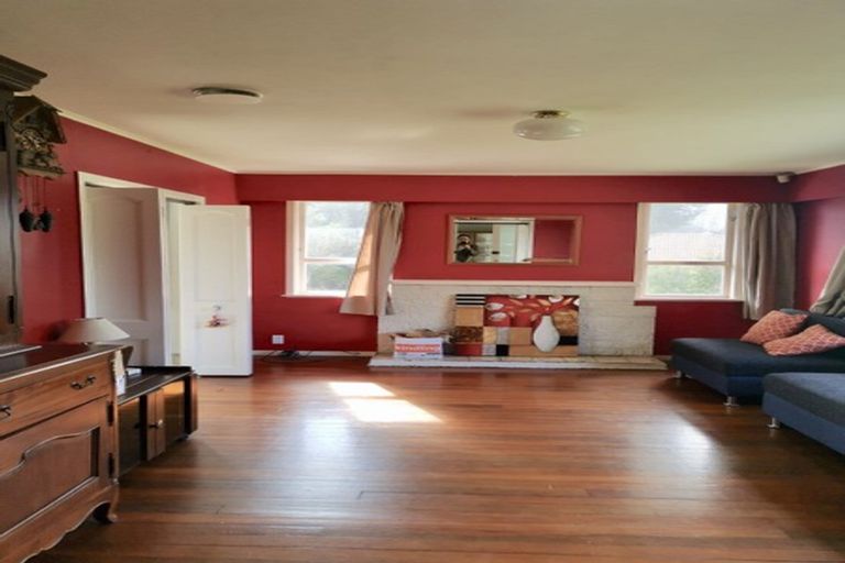 Photo of property in 256 Pakuranga Road, Pakuranga Heights, Auckland, 2010