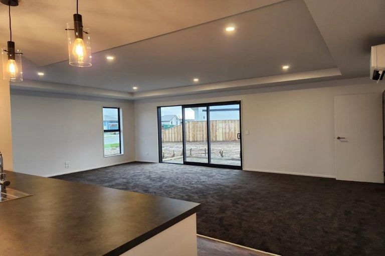 Photo of property in 22 Hayshed Street, Rolleston, 7614