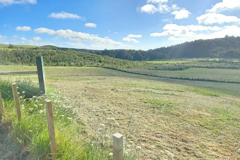 Photo of property in 674 Millbrook Road, Waipu, 0582