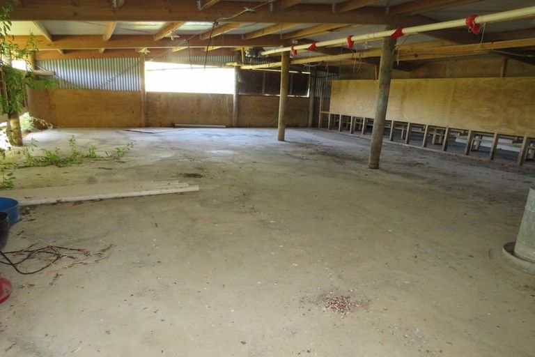 Photo of property in 1514 State Highway 12, Paparoa, Maungaturoto, 0583