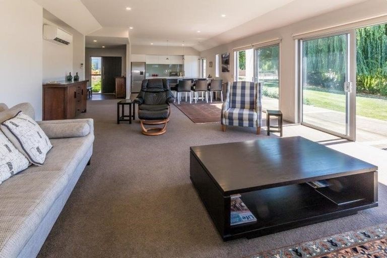 Photo of property in 19a Old Station Avenue, Wanaka, 9305