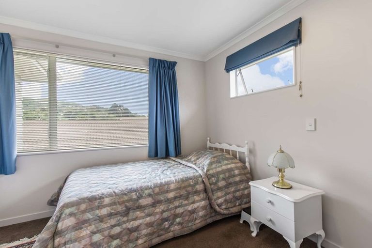 Photo of property in 53a Oxford Street, Tawa, Wellington, 5028
