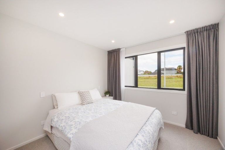 Photo of property in 38 Ashford Avenue, Hokowhitu, Palmerston North, 4410