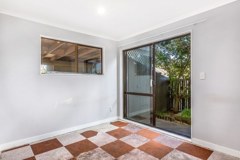 Photo of property in 122 Discovery Drive, Whitby, Porirua, 5024