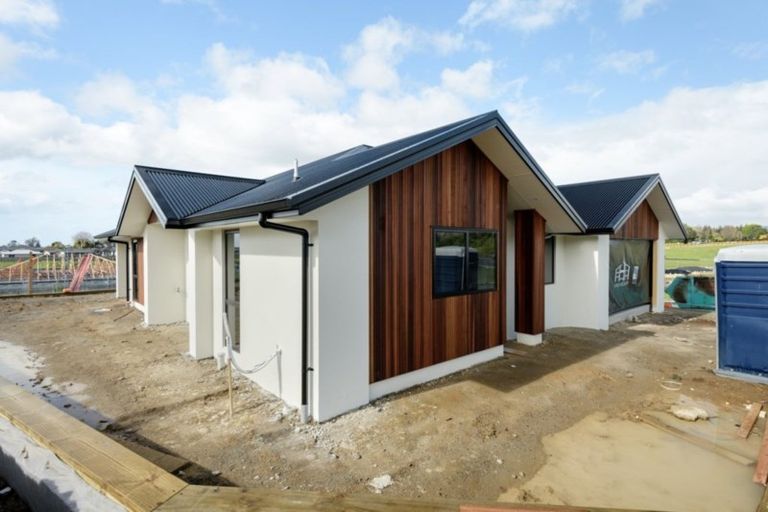Photo of property in 4 Manotini Way, Pyes Pa, Tauranga, 3112