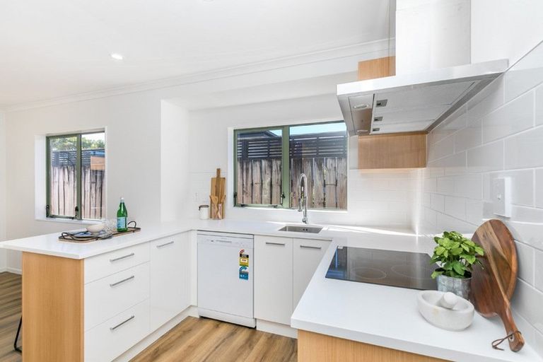 Photo of property in 11a Mahana Road, St Andrews, Hamilton, 3200