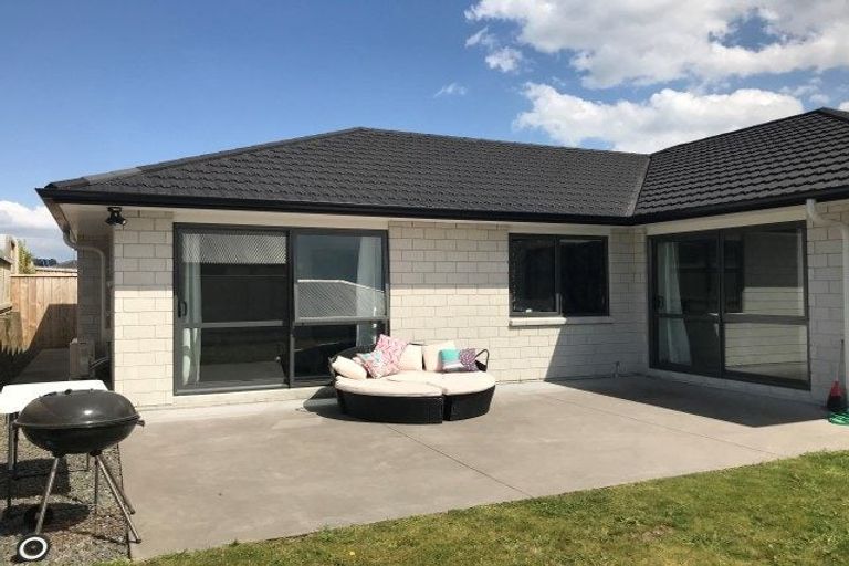 Photo of property in 25 Puhirake Crescent, Pyes Pa, Tauranga, 3112