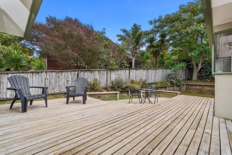 Photo of property in 41 Westpark Drive, West Harbour, Auckland, 0618