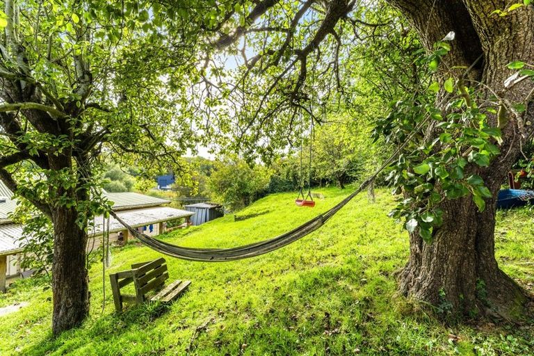 Photo of property in 190 Main South Road, Green Island, Dunedin, 9018