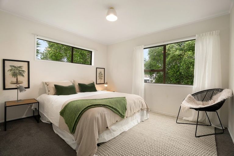 Photo of property in 38 Dissmeyer Drive, Clover Park, Auckland, 2019