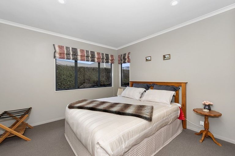 Photo of property in 45 Callum Brae Drive, Rototuna, Hamilton, 3210