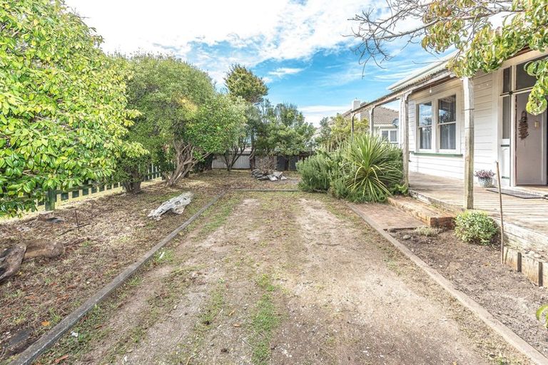 Photo of property in 213 Puriri Street, Castlecliff, Whanganui, 4501