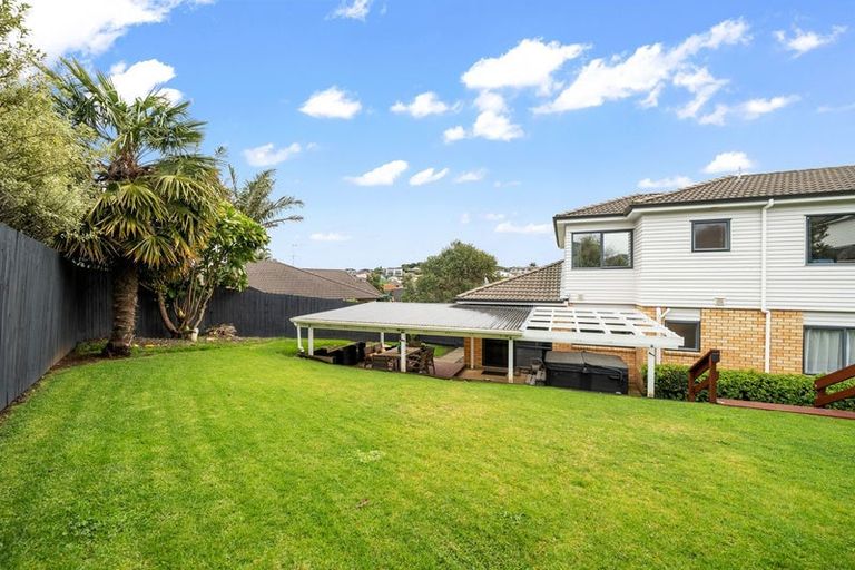 Photo of property in 20 Ina Ville Drive, Pukekohe, 2120