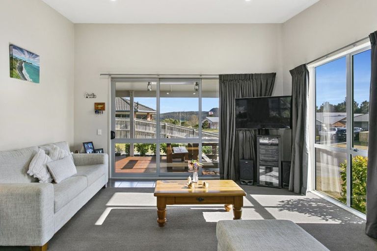 Photo of property in 63 Parekaawa Drive, Motuoapa, Turangi, 3382