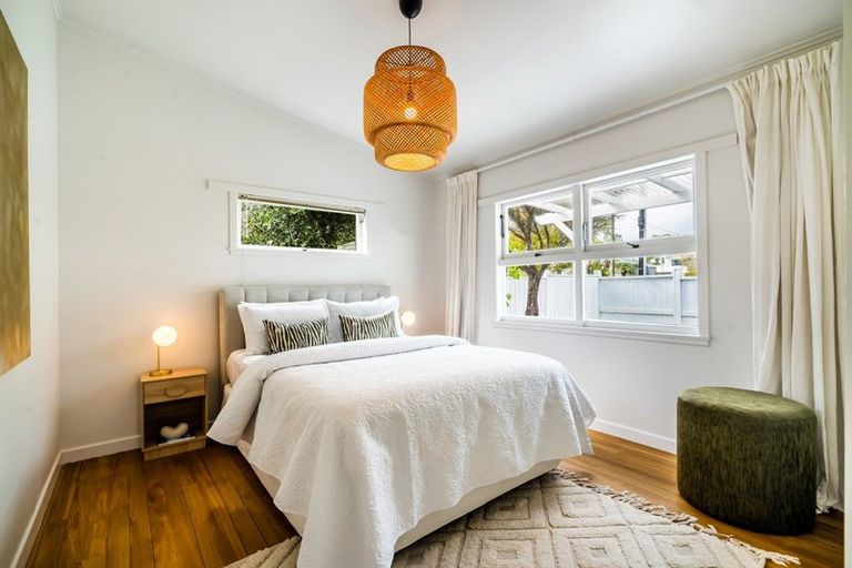 Photo of property in 1/14 Montgomery Avenue, Belmont, Auckland, 0622