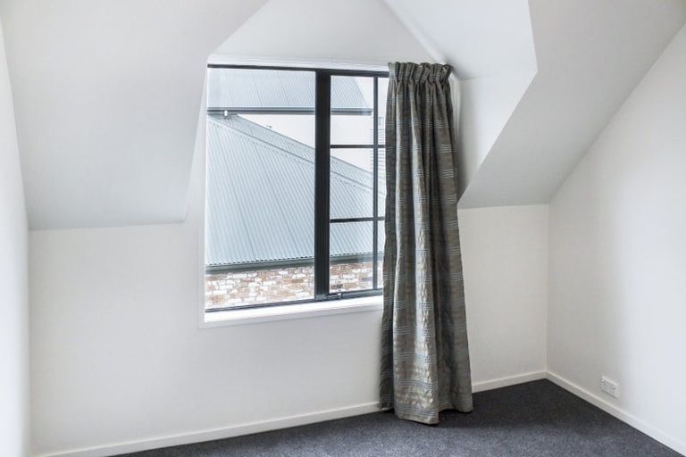 Photo of property in 46d Division Street, Riccarton, Christchurch, 8041