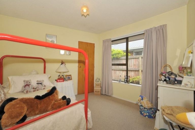 Photo of property in 2/37 Proctor Street, Papanui, Christchurch, 8053