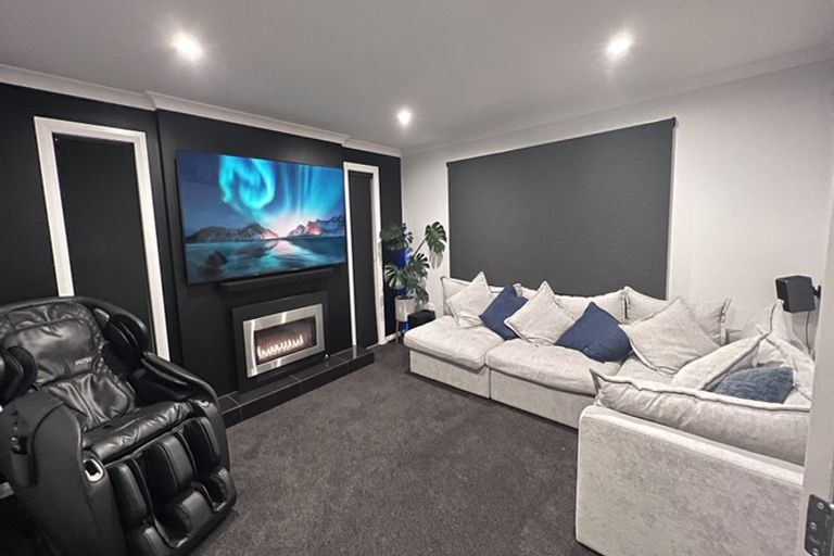 Photo of property in 5 Stratford Court, Fitzherbert, Palmerston North, 4410