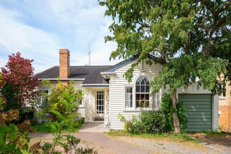 Photo of property in 89 Pembroke Street, Hamilton Lake, Hamilton, 3204