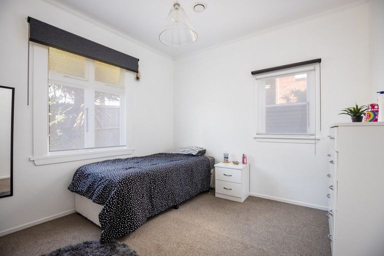Photo of property in 15 Rawhiti Street, Vogeltown, New Plymouth, 4310