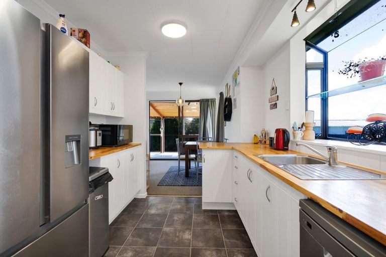 Photo of property in 10 Tawari Street, Inglewood, 4330