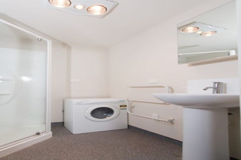 Photo of property in 129b Forth Street, North Dunedin, Dunedin, 9016