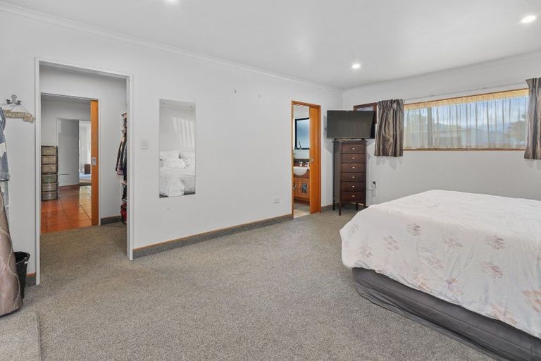 Photo of property in 90 Clover Road West, Hope, Brightwater, 7091