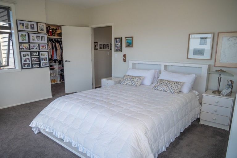 Photo of property in 6 Sunrise Place, Cable Bay, 0420