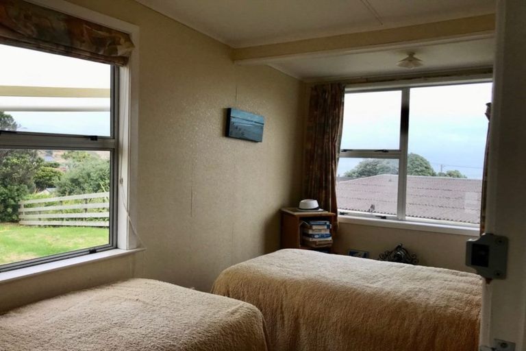 Photo of property in 1 Beach Road, Mokau, 4376